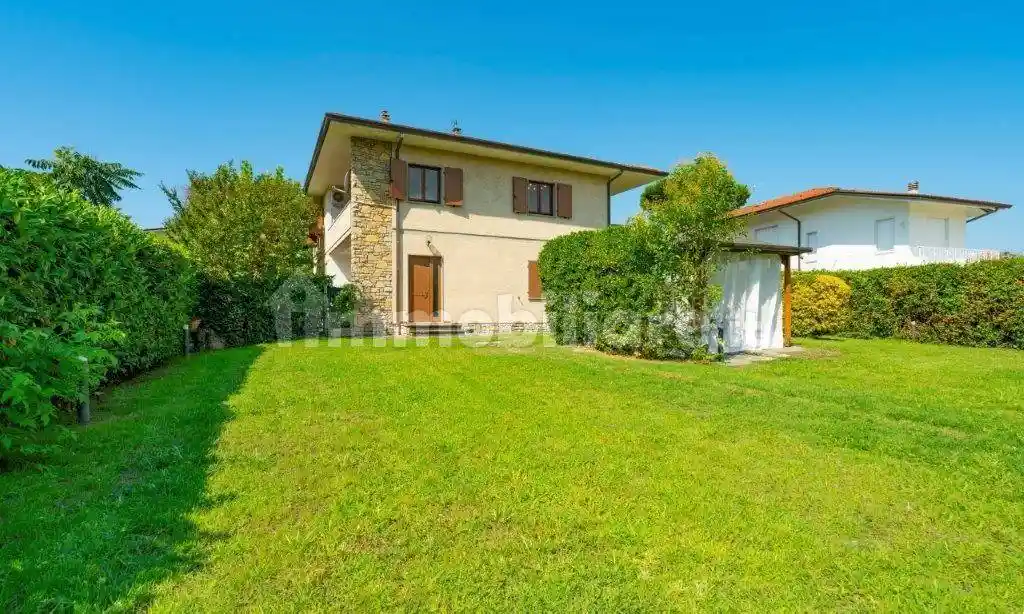Villa in vendita a Forte dei Marmi