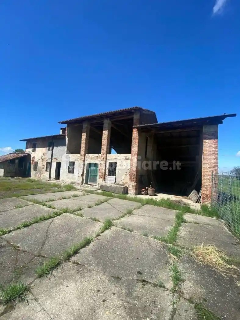 Rustico - Casale in vendita a Guardamiglio