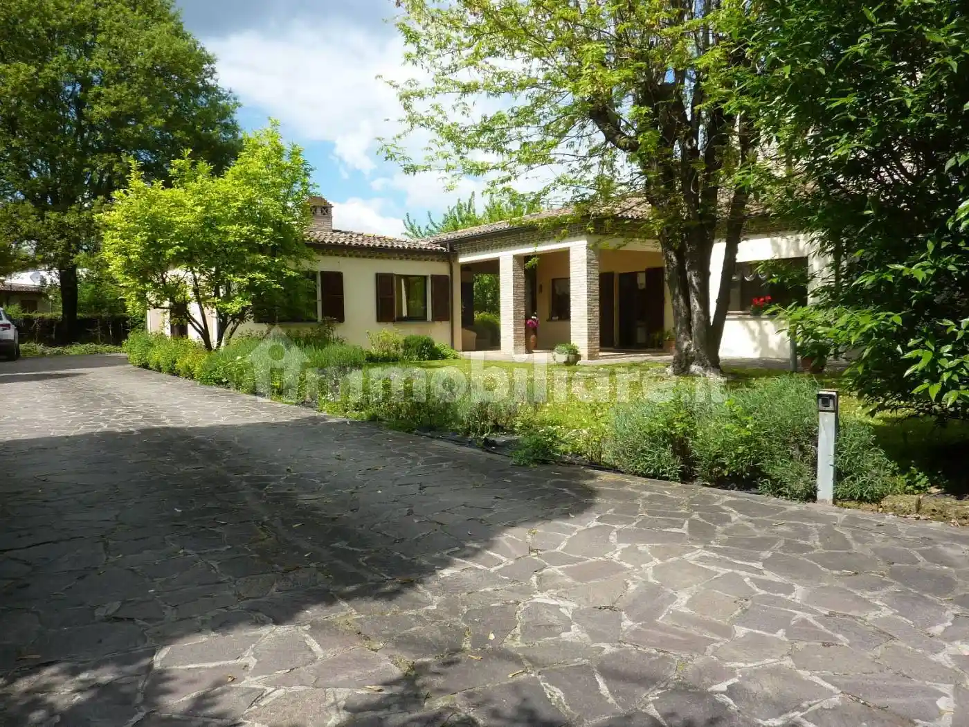 Villa in vendita a Parma