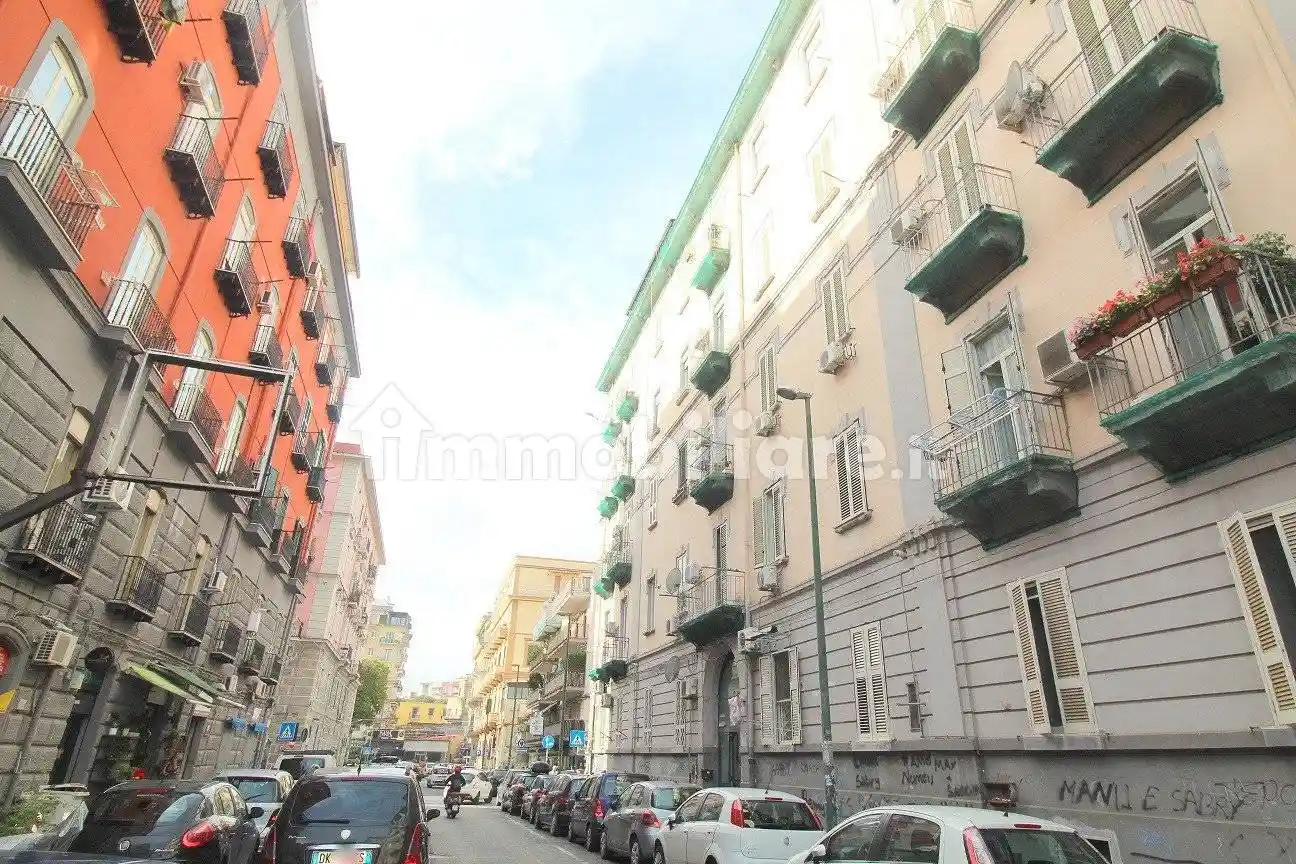 Appartamento in affitto a Napoli