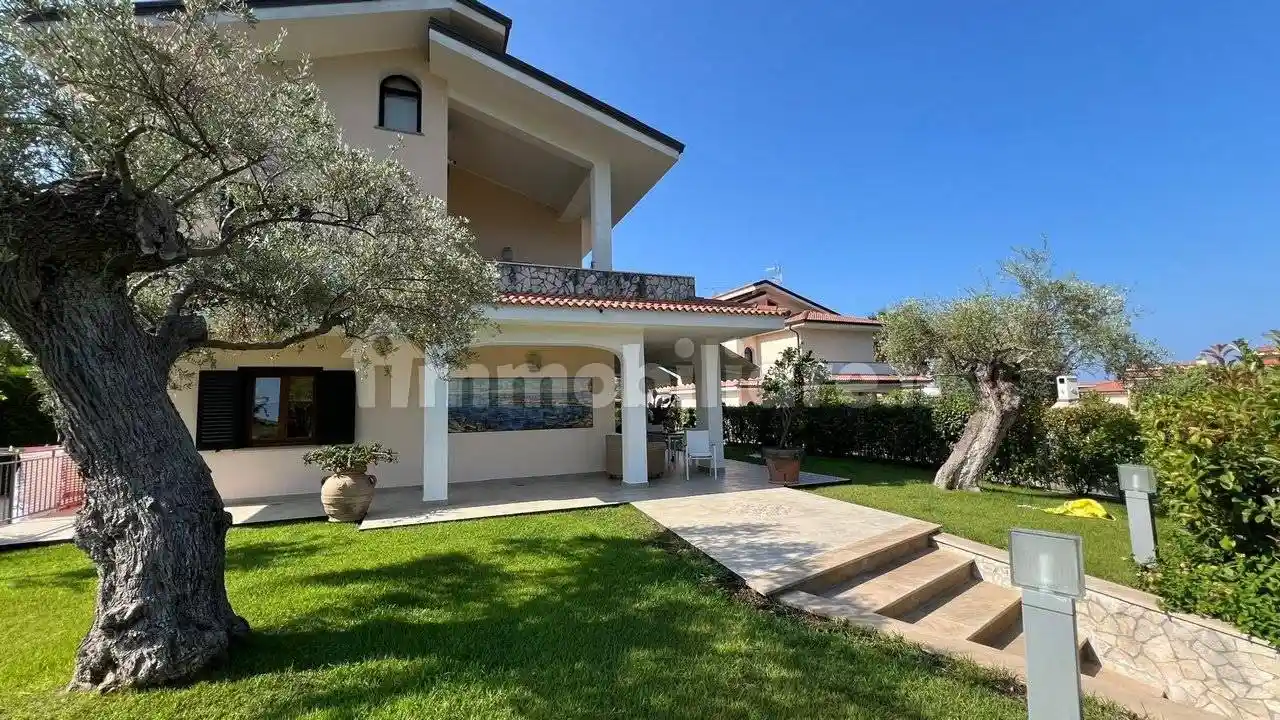 Villa unifamiliare via degli Ulivi, Centro, Diamante - foto 2