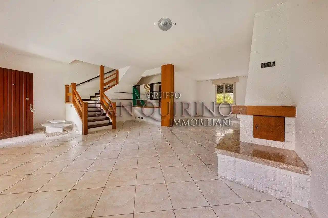 Villetta a schiera in vendita a Novi di Modena