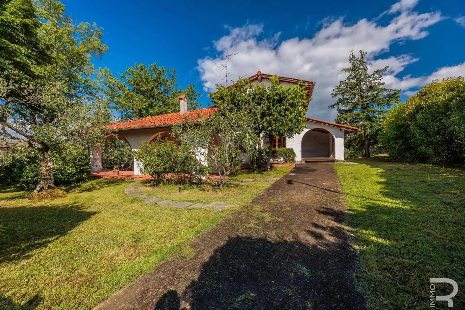 Villa in vendita a Reggello