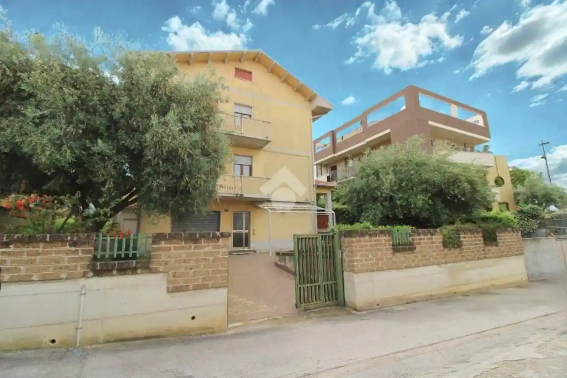 Quadrilocale Str. Colle Carullo 26, Tirino, Pescara - foto 2