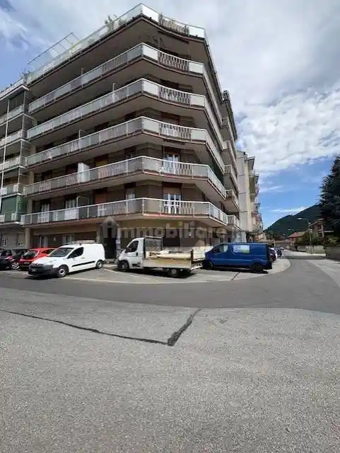 Appartamento in vendita a Borgosesia