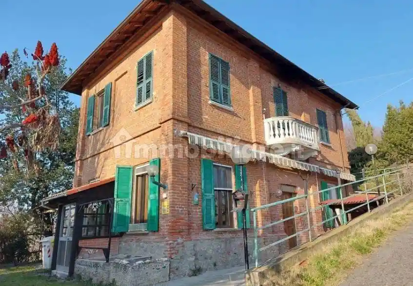 Rustico - Casale in vendita a Ovada