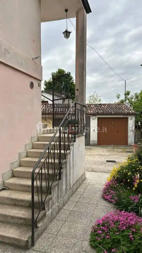 Appartamento in vendita a Mirandola