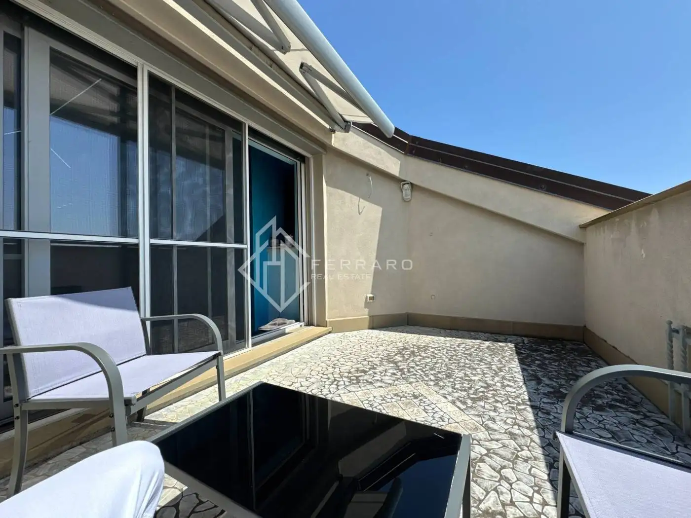 Appartamento in affitto a Albisola Superiore