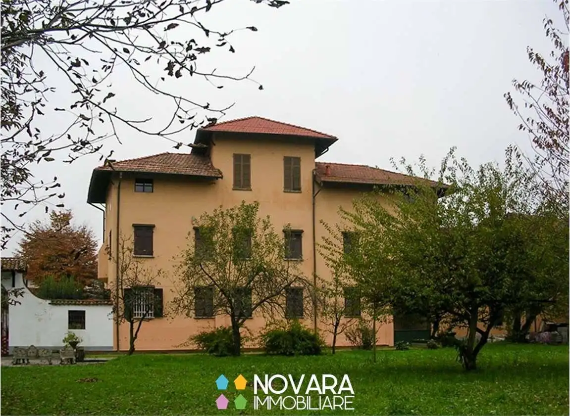 Rustico - Casale in vendita a Carpignano Sesia