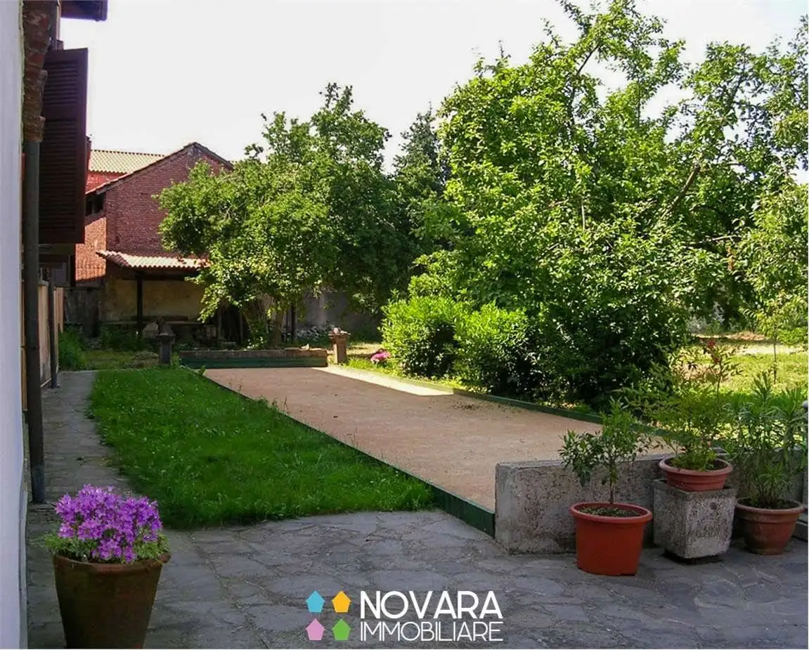 Casale via Mazzini, 10, Carpignano Sesia - foto 2