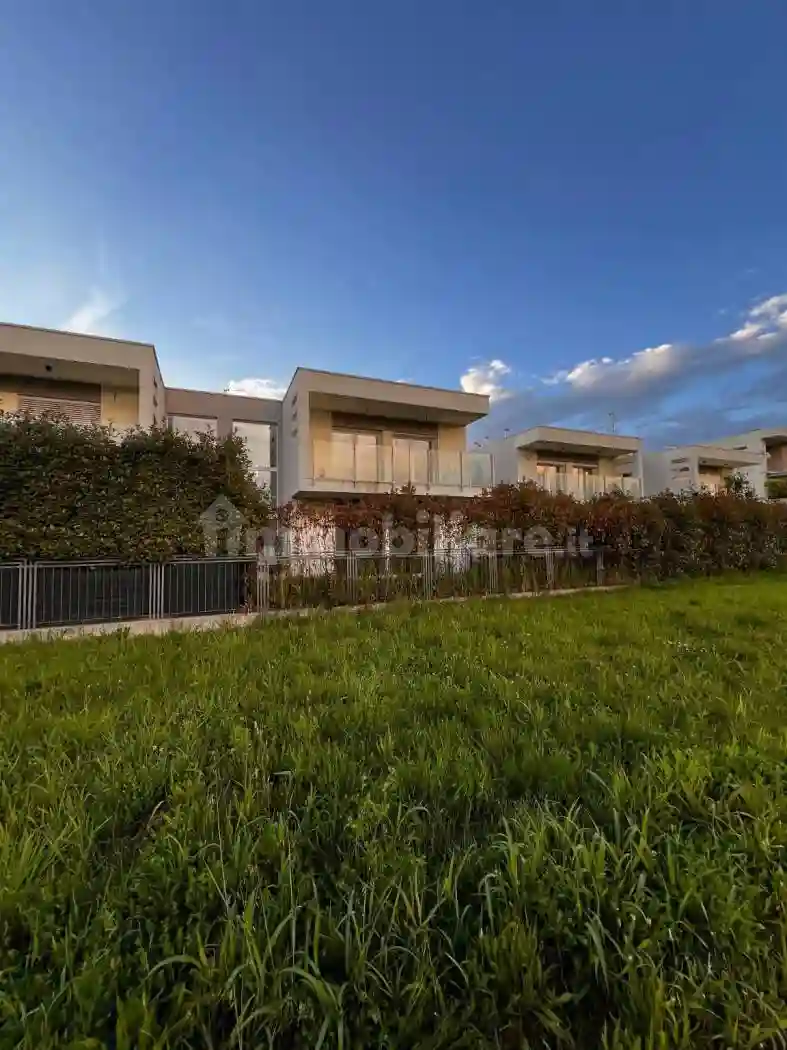 Villetta a schiera - foto 2