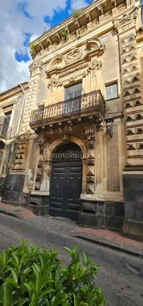 Appartamento in vendita a Aci Catena