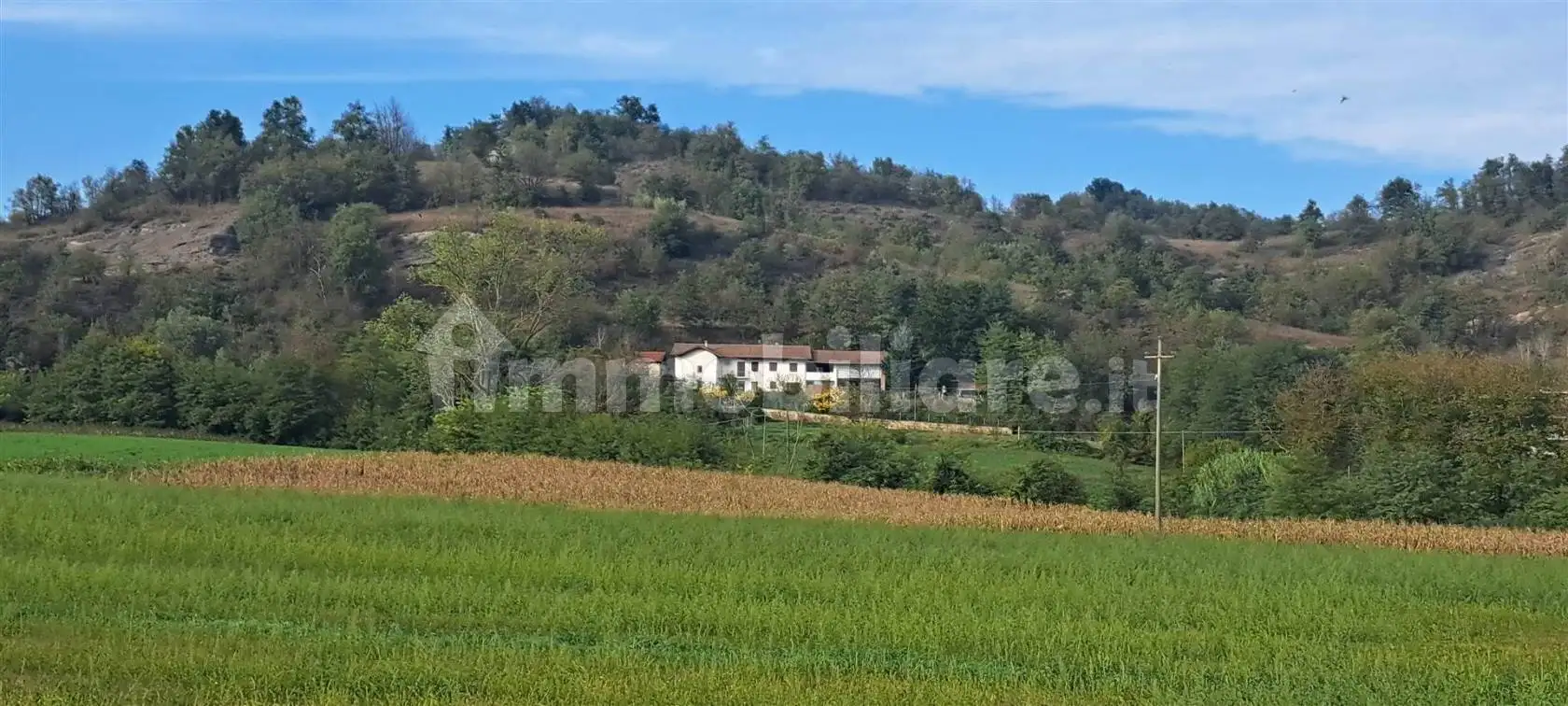 Casa indipendente in vendita a Merana