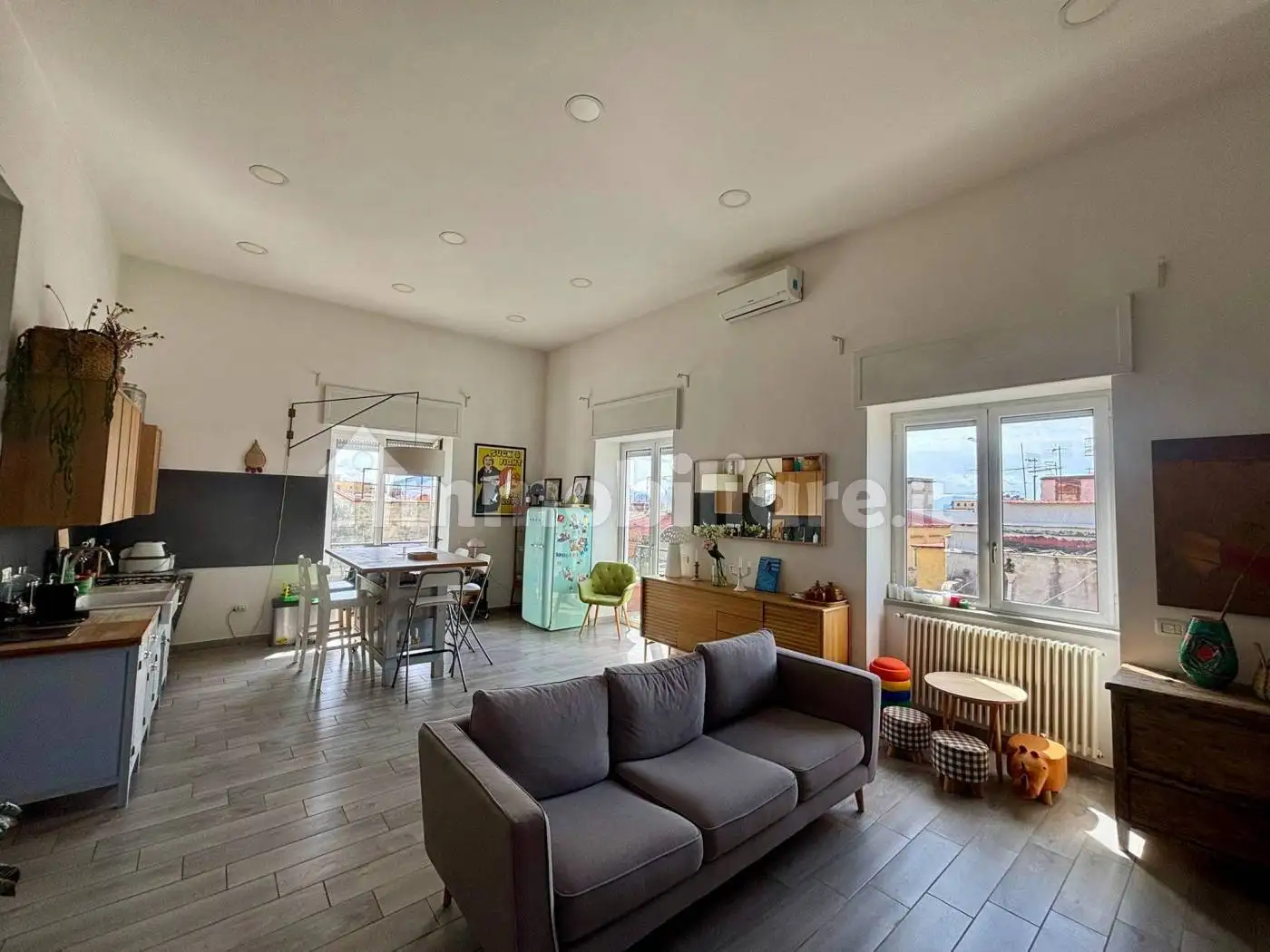 Appartamento in vendita a Napoli