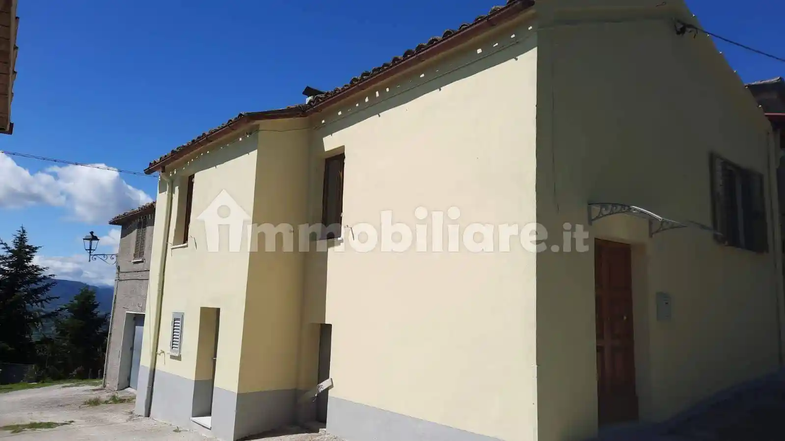 Rustico - Casale in vendita a Pergola