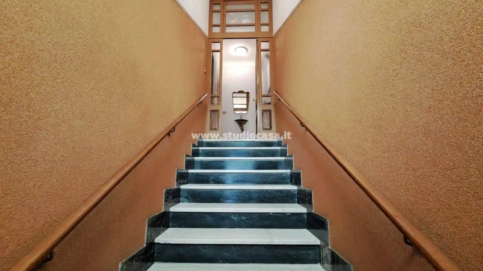 Terratetto unifamiliare 190 m², Colturano - foto 4