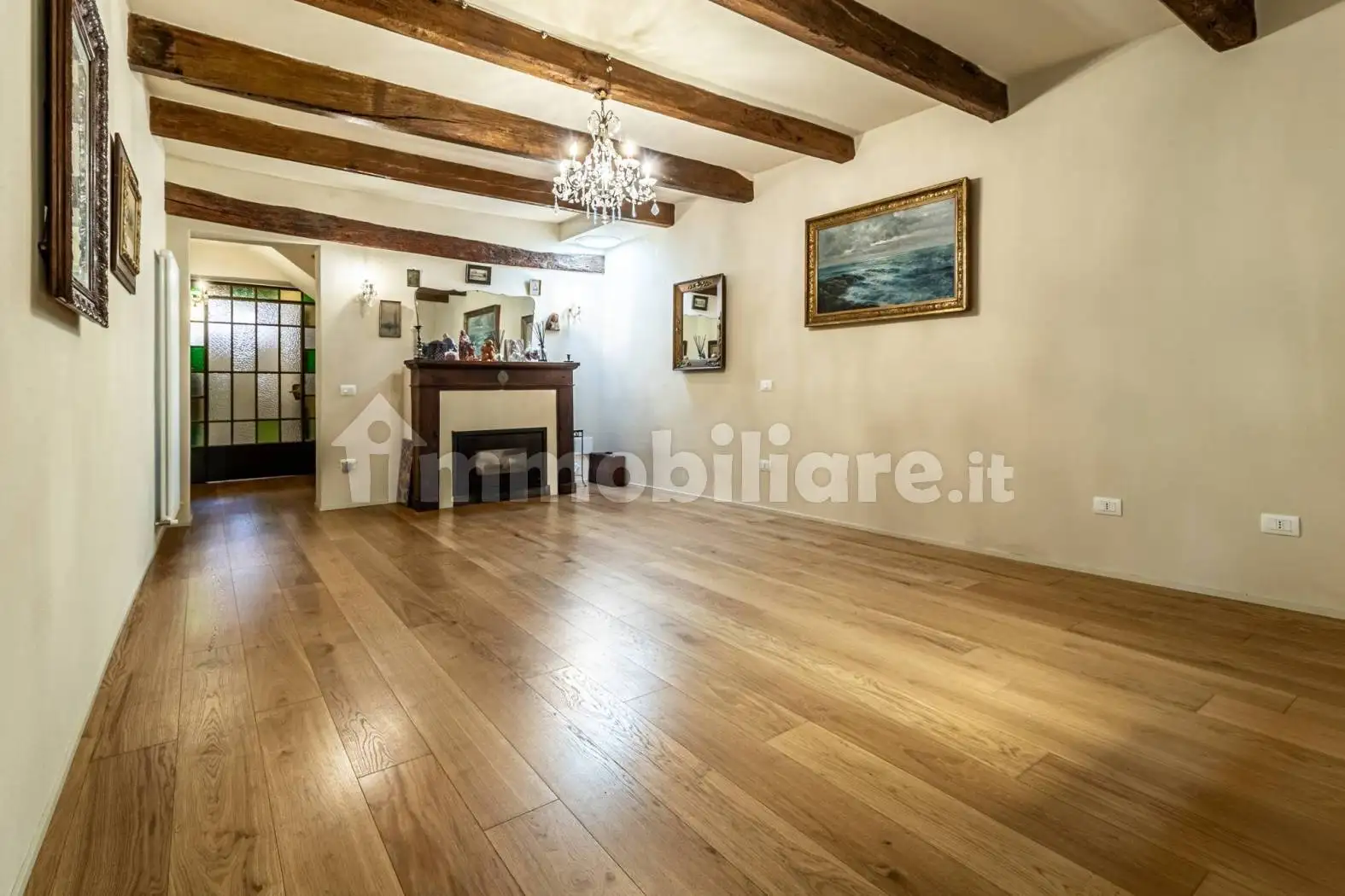 Palazzo - Edificio in vendita a Imola