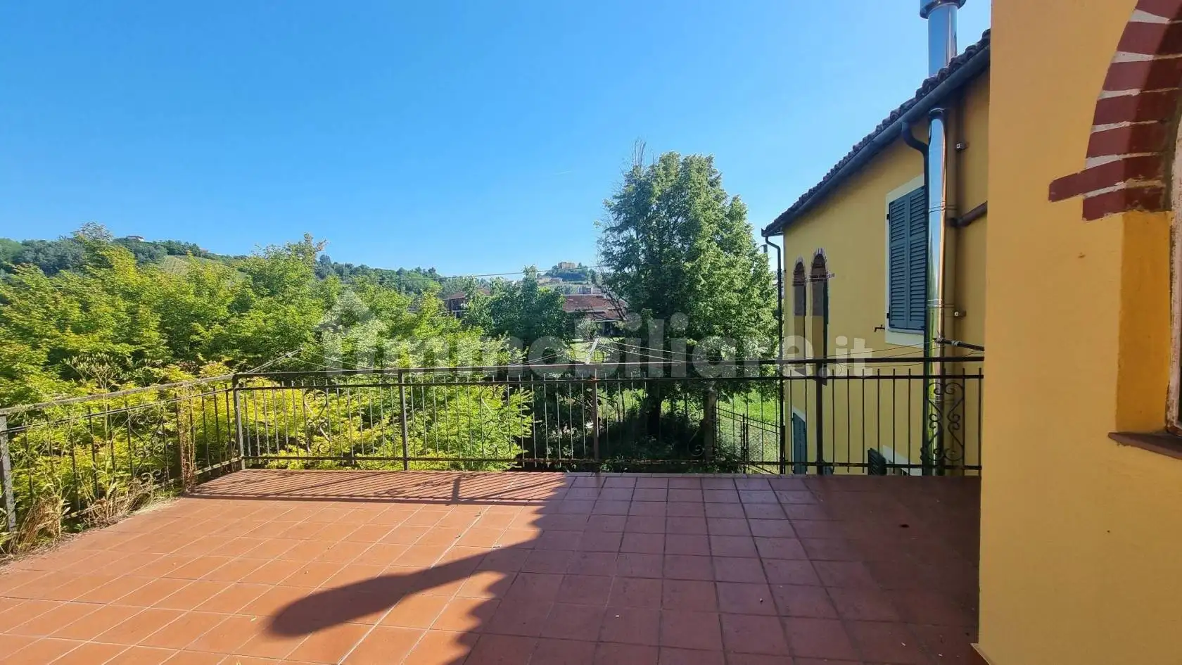 Rustico - Casale in vendita a Mombercelli