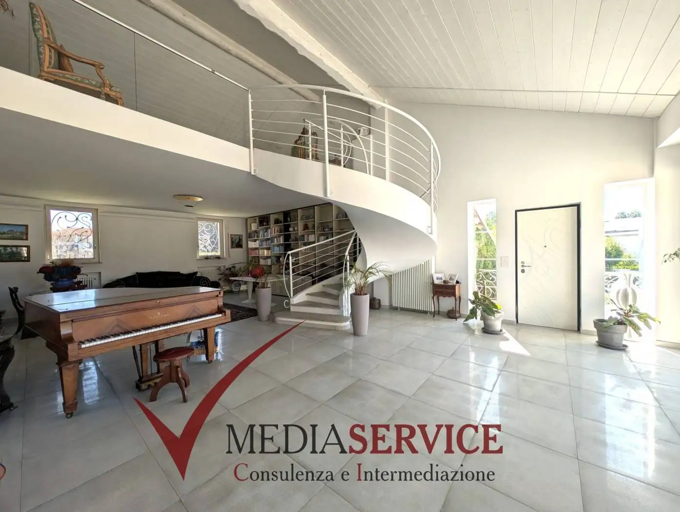 Villa in vendita a Cuneo