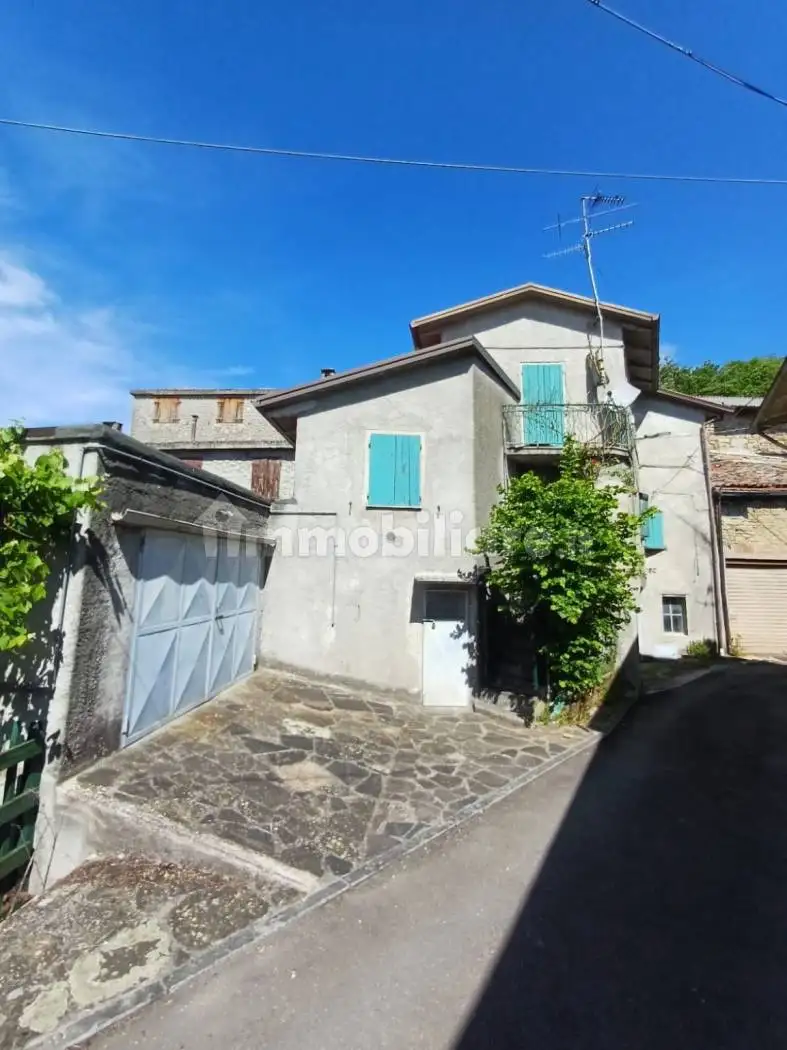 Casa indipendente in vendita a Solignano