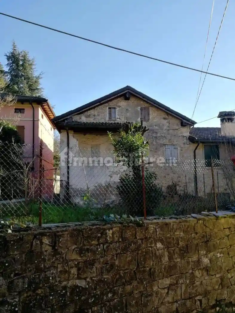 Rustico - Casale in vendita a Vezzano sul Crostolo