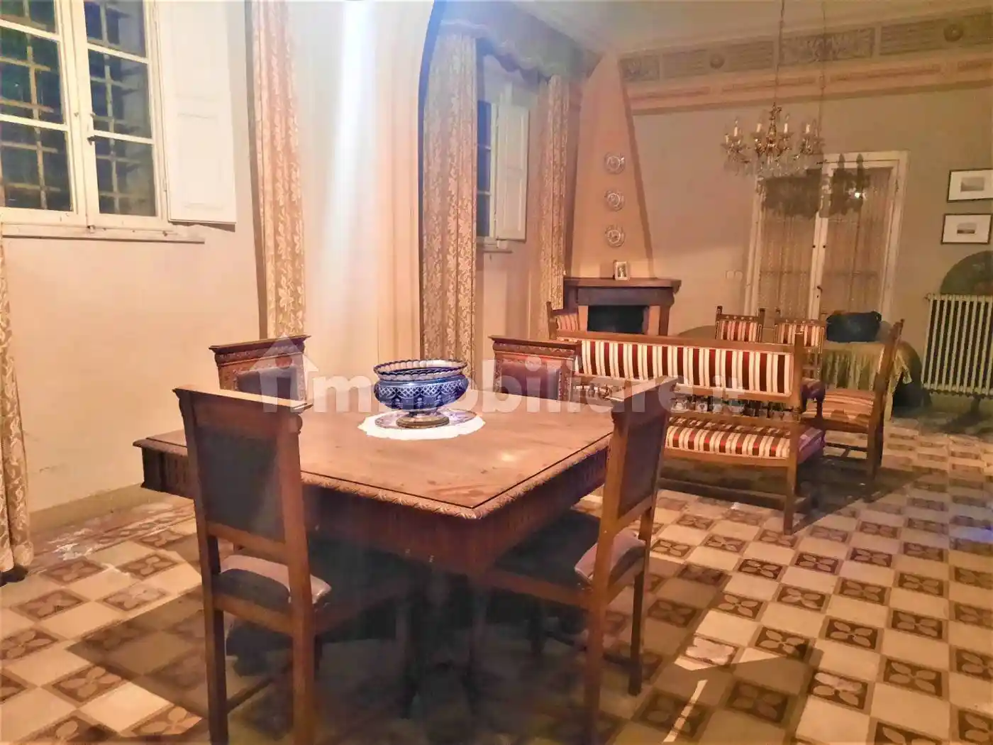 Villa in vendita a Cascina