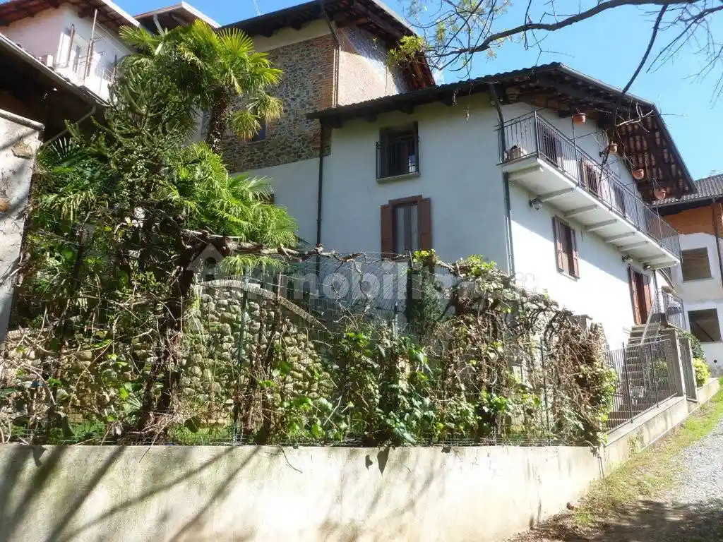 Villetta a schiera in vendita a Cossato