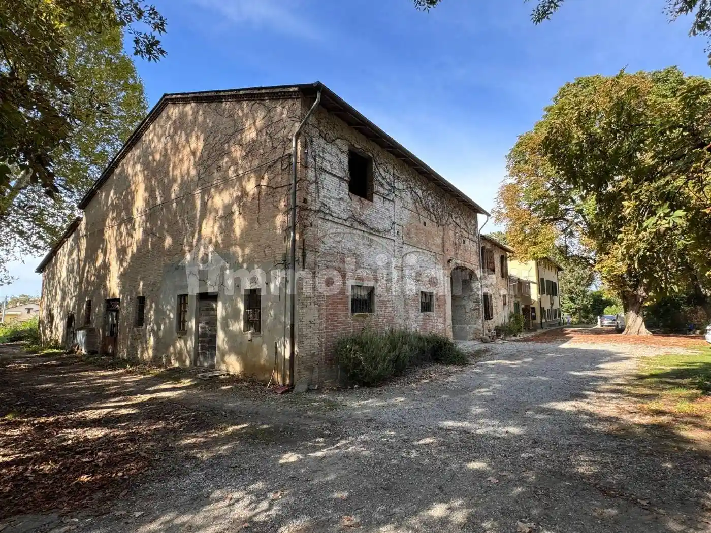 Rustico - Casale in vendita a Traversetolo