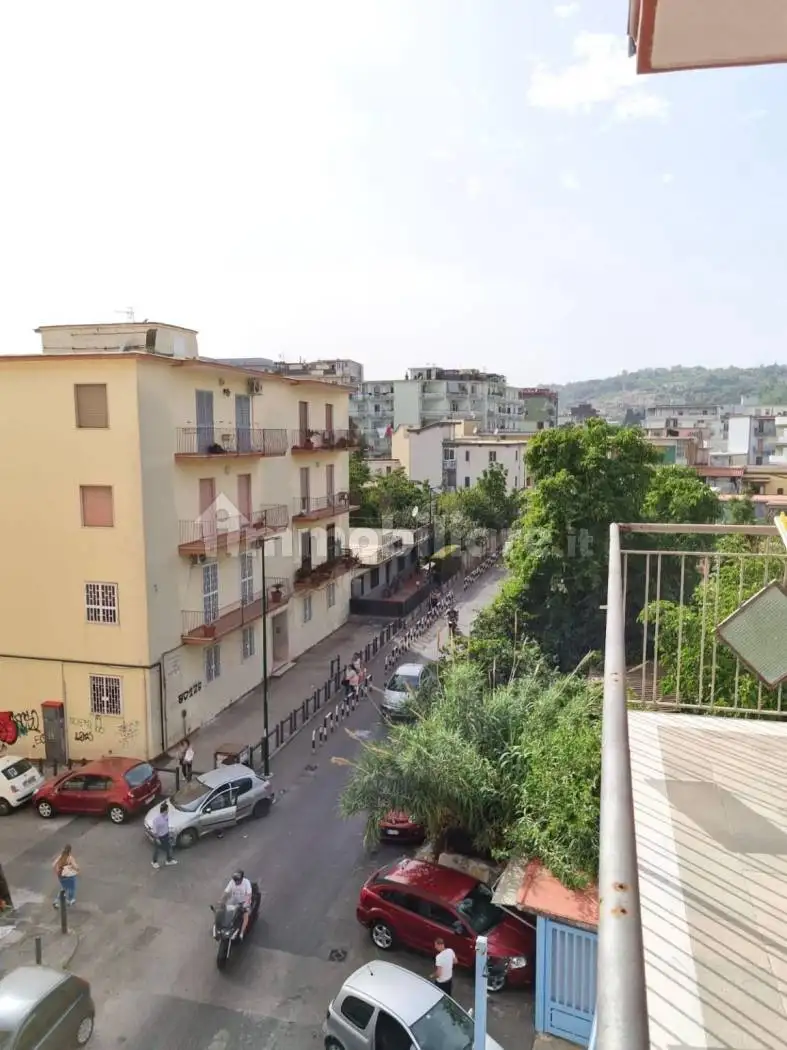 Appartamento in vendita a Napoli