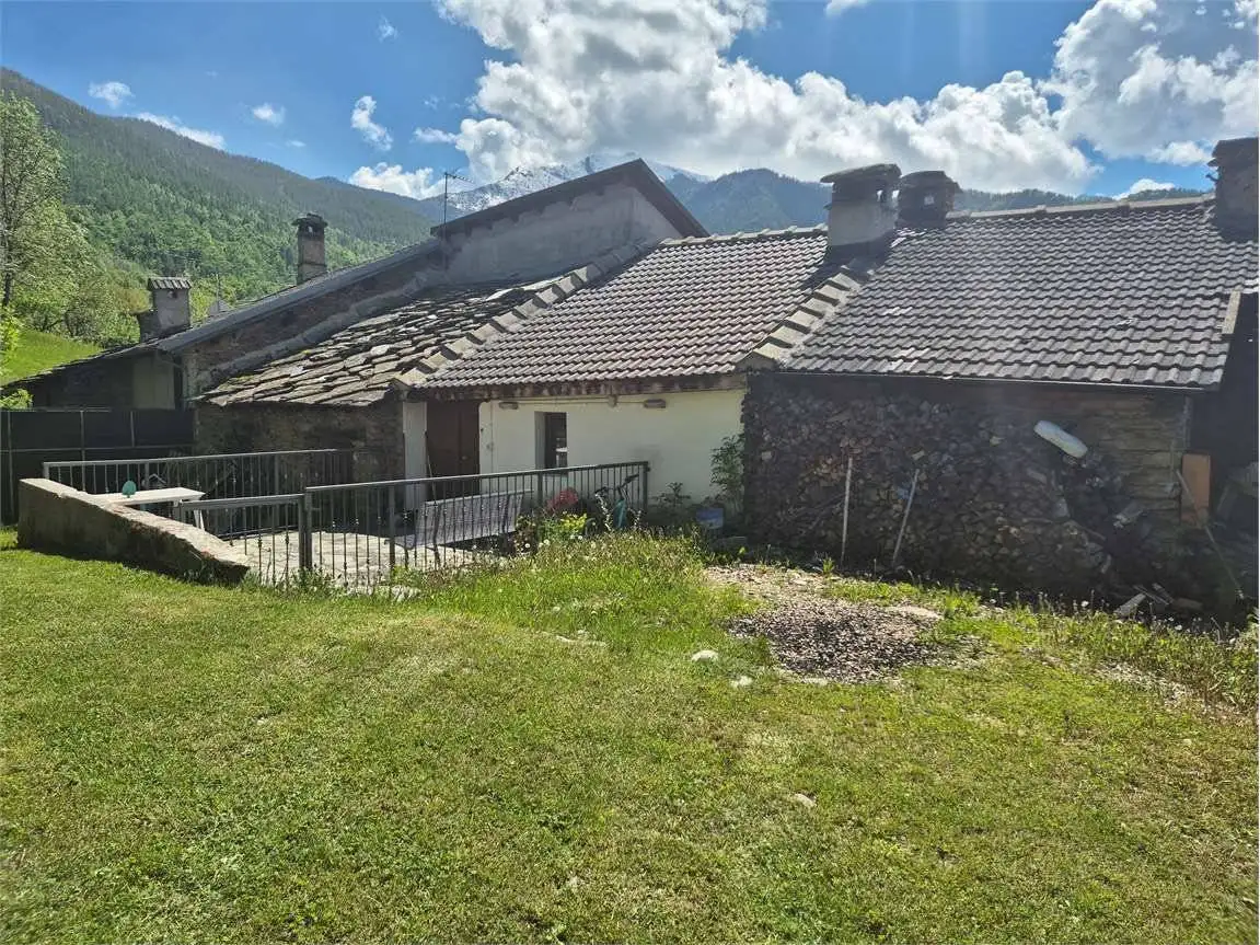 Appartamento in vendita a Perrero