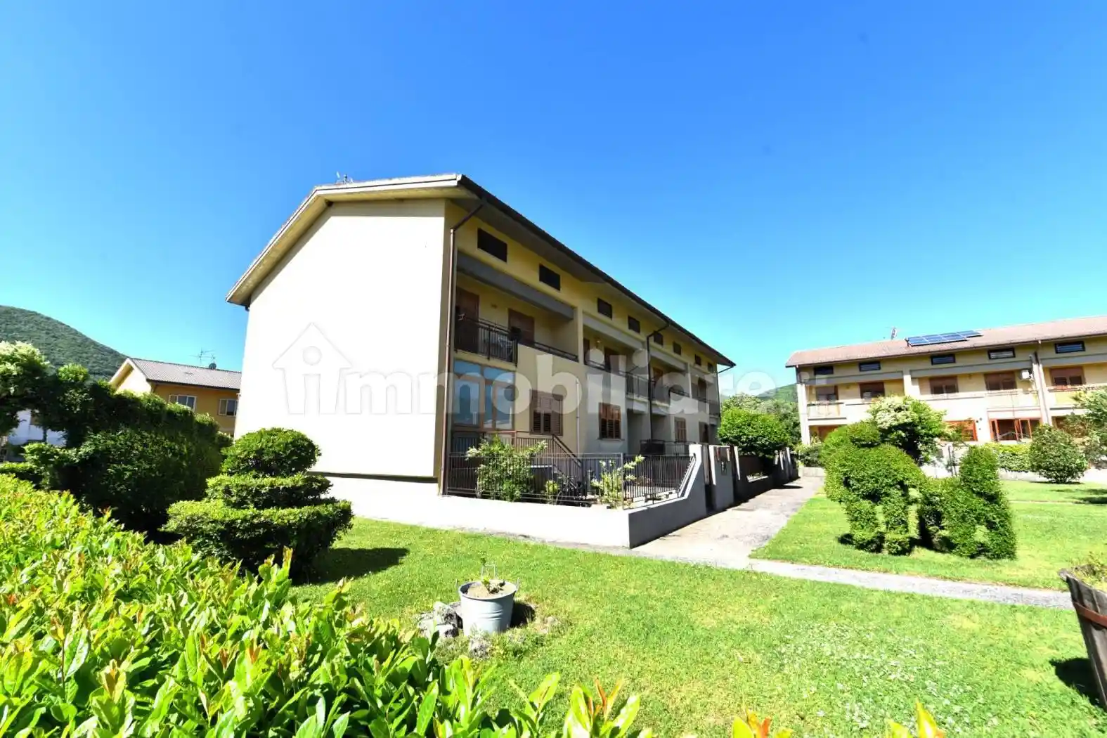 Villetta a schiera - foto 2