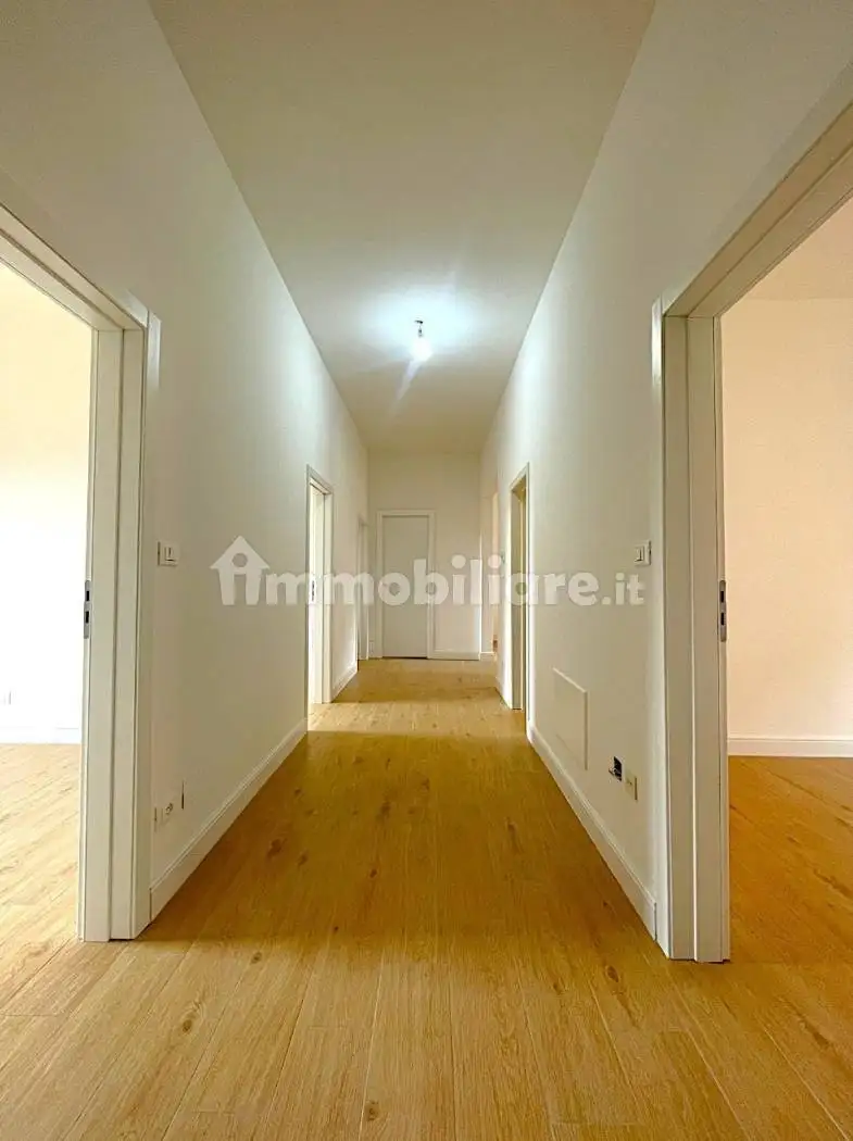 Appartamento in vendita a Bologna