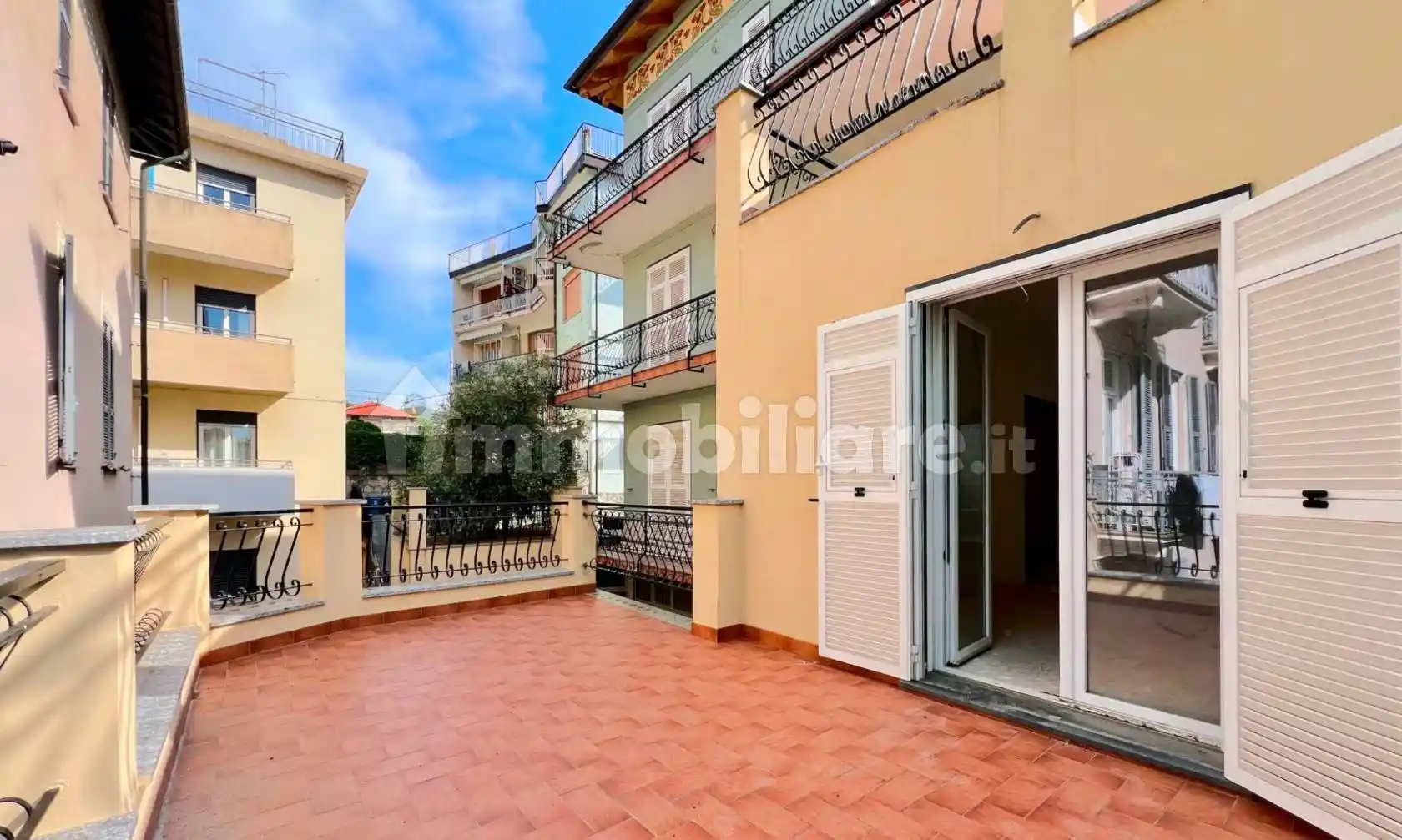 Appartamento in vendita a Celle Ligure