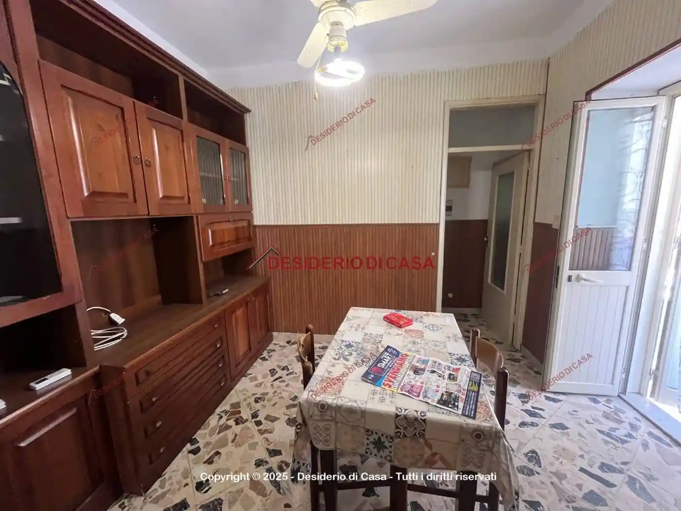 Casa indipendente in vendita a Campofelice di Roccella