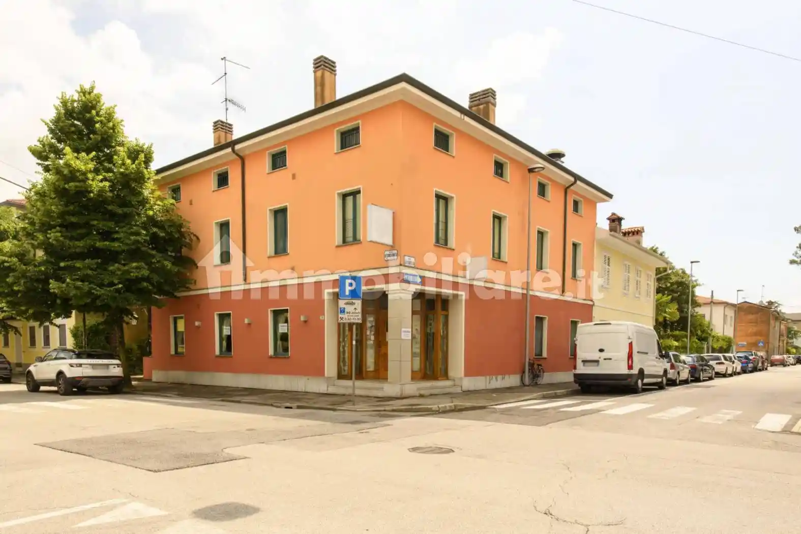 Palazzo - Edificio in vendita a Gorizia