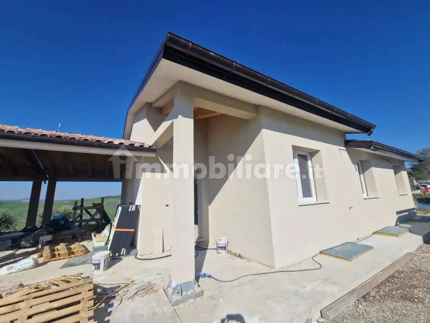 Villa in vendita a Tolentino