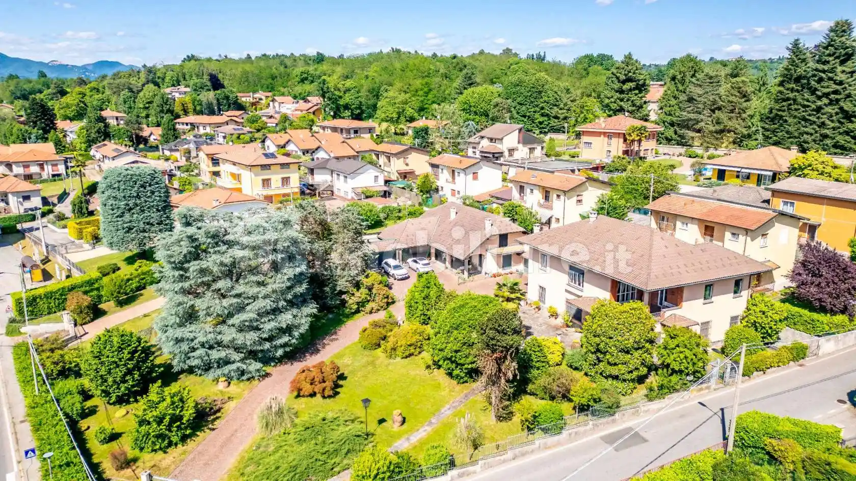 Villa in vendita a Mornago