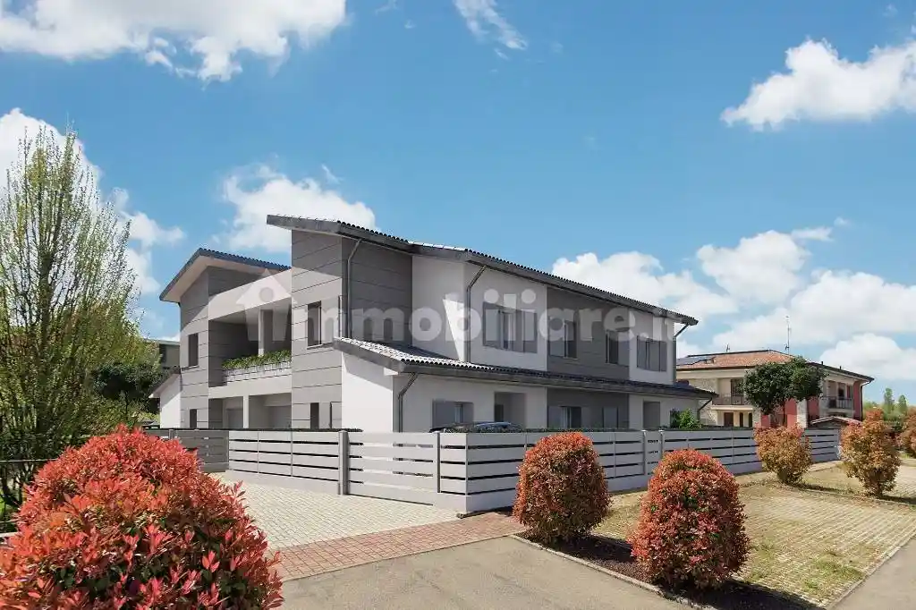 Villetta a schiera in vendita a Bagnolo in Piano