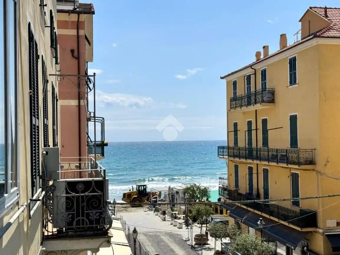 Appartamento in vendita a Alassio