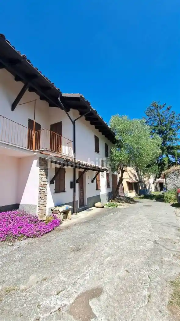 Casa indipendente in vendita a Terzo