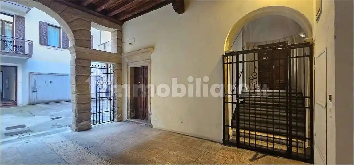 Appartamento in vendita a Verona