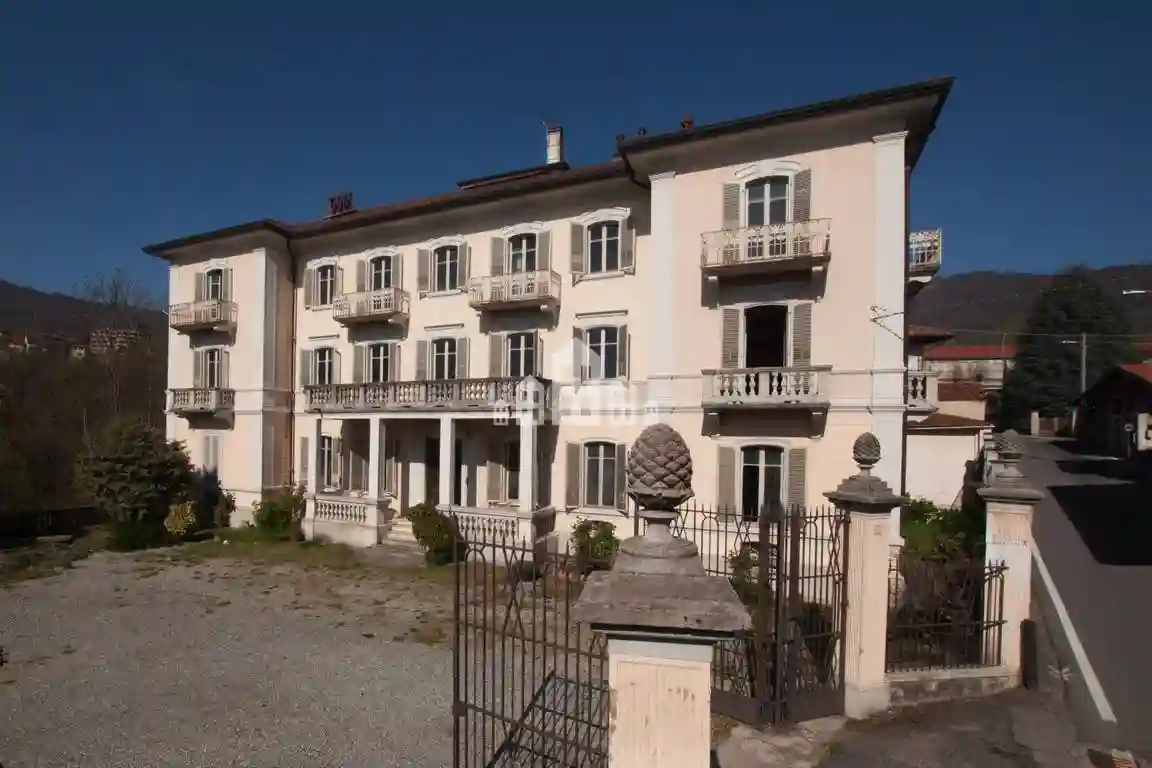 Palazzo - Edificio - foto 2