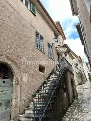 Appartamento in vendita a Posta Fibreno