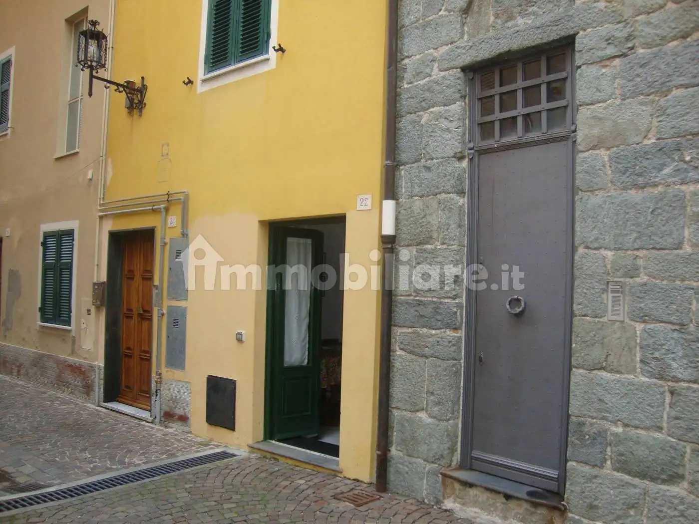 Appartamento in affitto a Noli