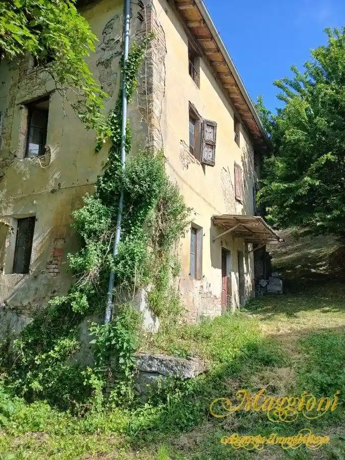 Casa indipendente in vendita a Salsomaggiore Terme