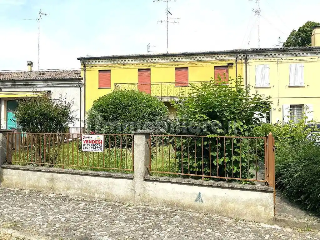 Casa indipendente in vendita a Finale Emilia