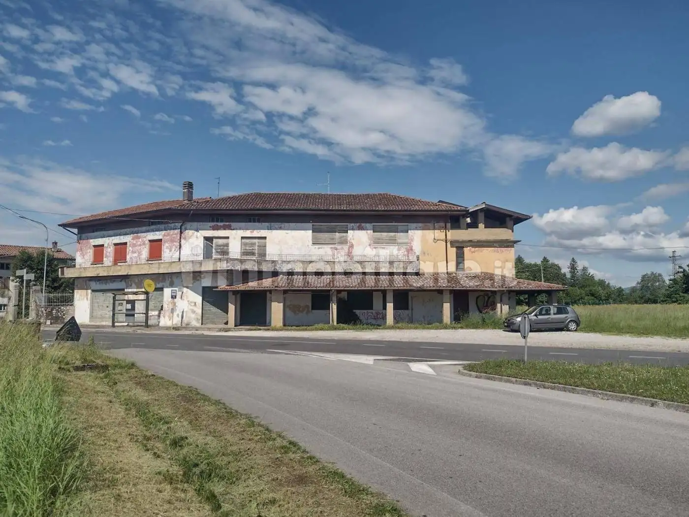 Palazzo - Edificio in Vendita - foto 2