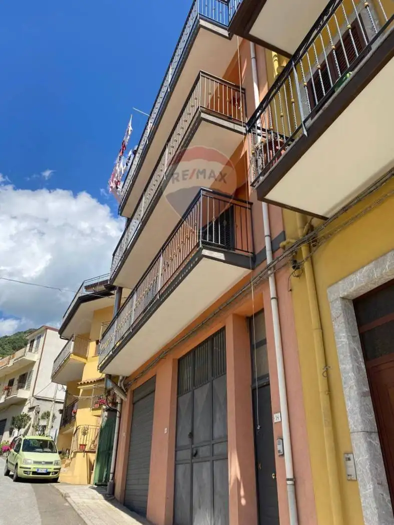 Casa indipendente in vendita a Graniti