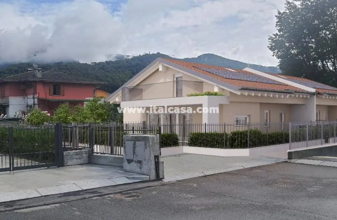 Villa in vendita a Cenate Sopra