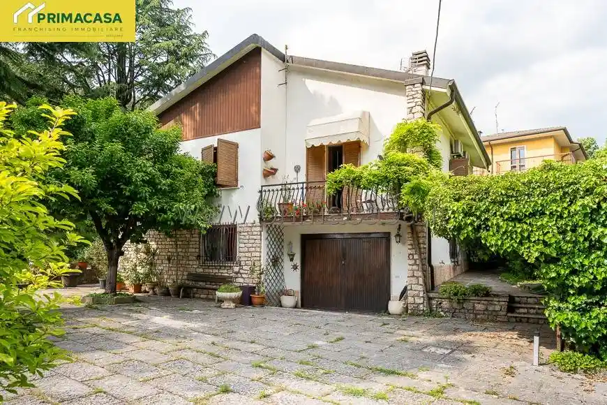 Villa in vendita a Grezzana